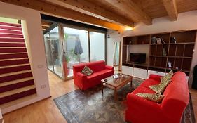 Domo Is Solus - Affittacamere - Living Sant'Antioco